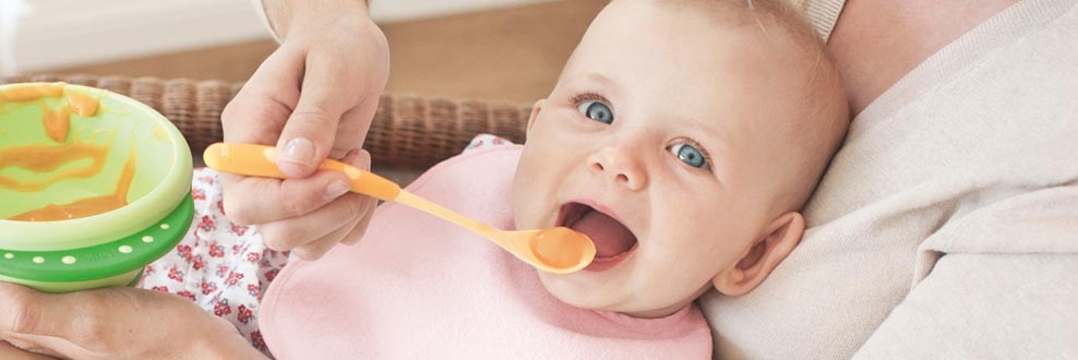 [Translate to Nuk.com (English):] learning to eat and drink